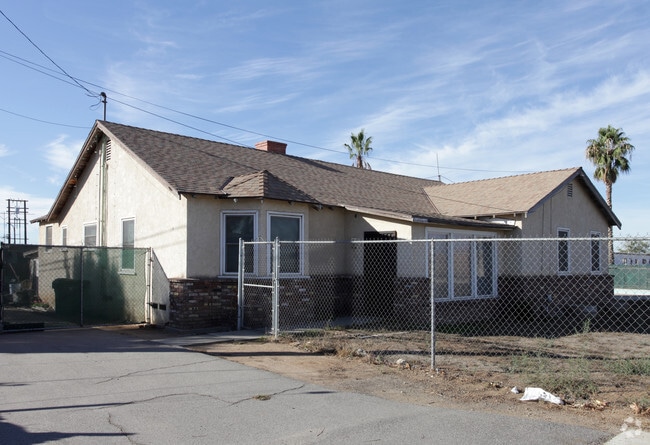 Primary Photo - Edgelane Mobile Home Park