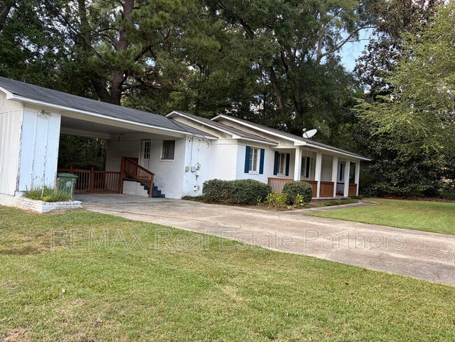 Building Photo - 419 S 36th Ave