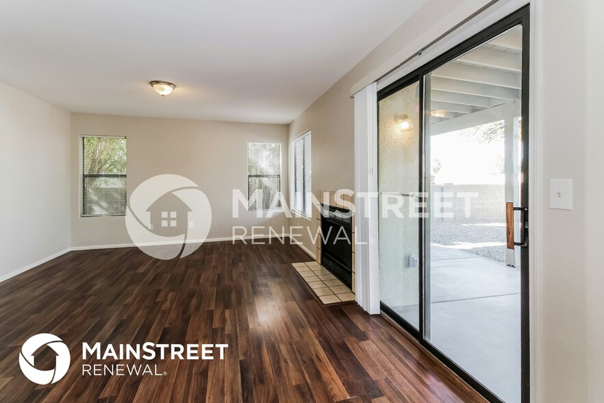 Building Photo - 8989 N Tiger Eye Way