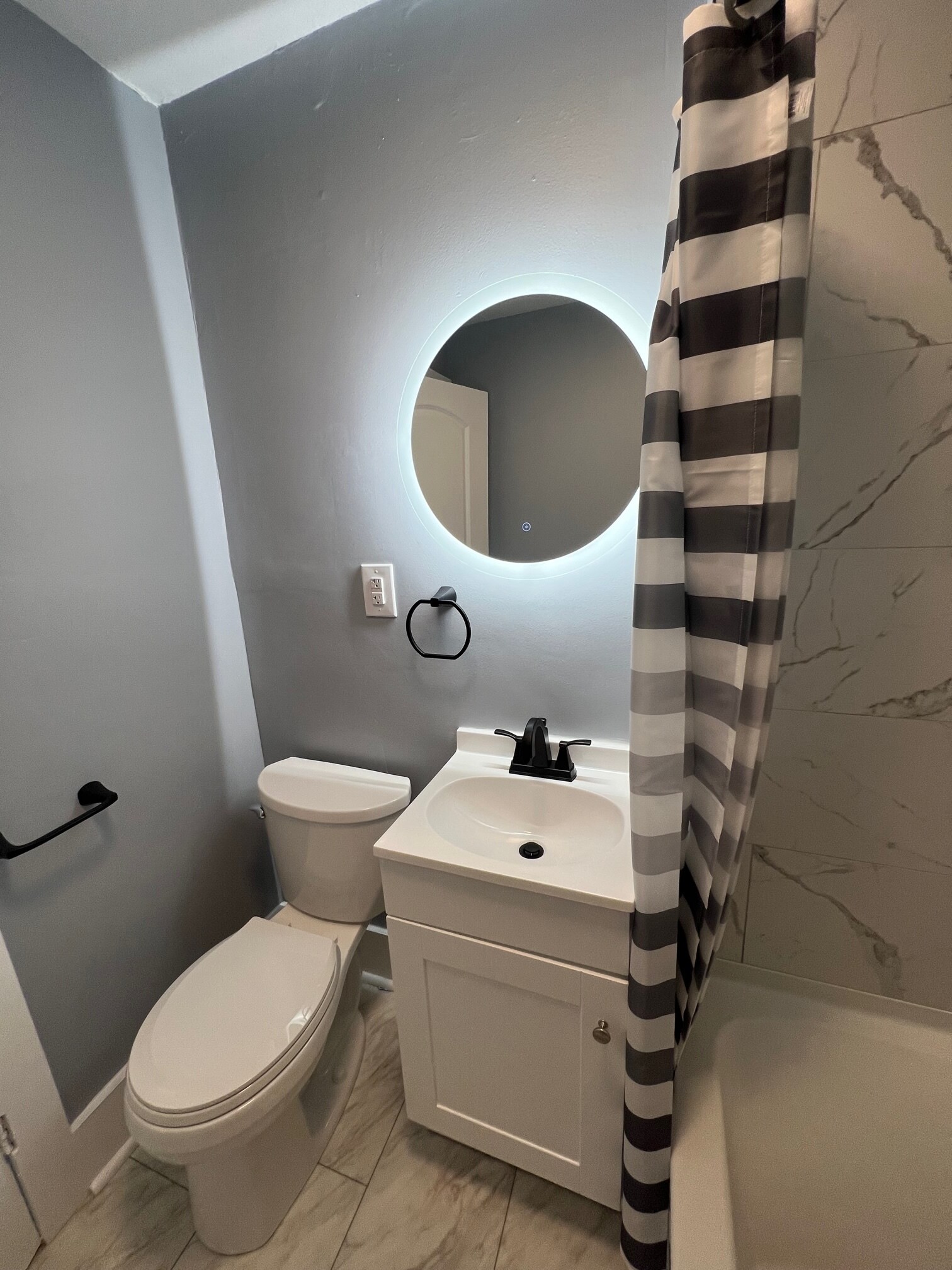 Building Photo - 205 Ashworth Pl