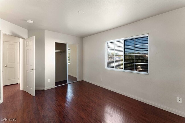 Building Photo - 4952 Sapphire Light St