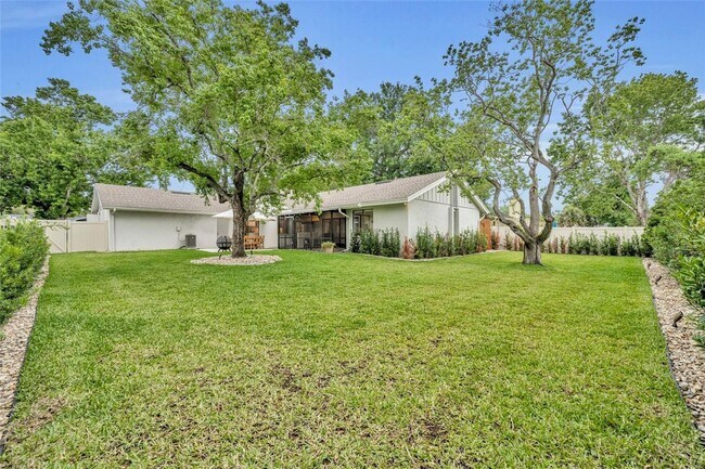 Building Photo - Beautiful Winter Park home