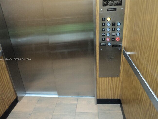 Building Photo - 1301 NE 7th St