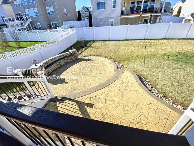 Building Photo - 99 Coachman Cir