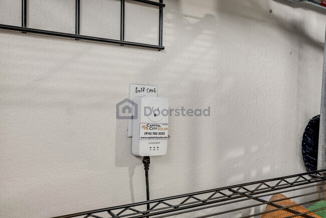 Building Photo - 400 Plover Ct