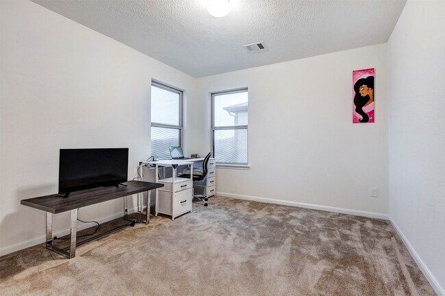 Building Photo - 2542 White Bluff Ln
