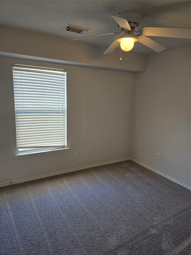 Building Photo - 17515 Bering Bridge Ln