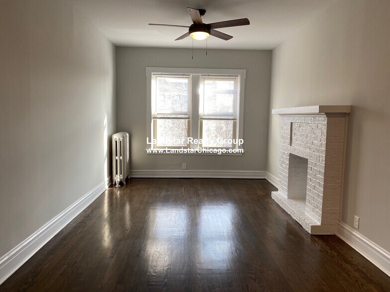 Building Photo - 5632 N Ashland Ave
