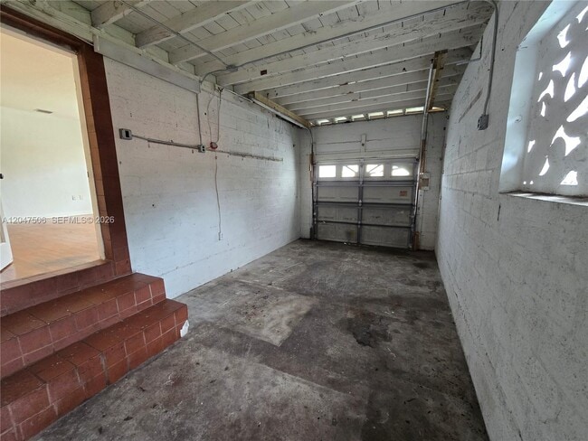 Building Photo - 14901 NW 9th Ct