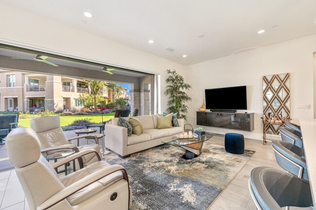 Building Photo - 1701 Retreat Cir