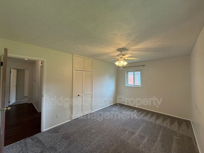 Building Photo - 4208 Bellemeade Dr