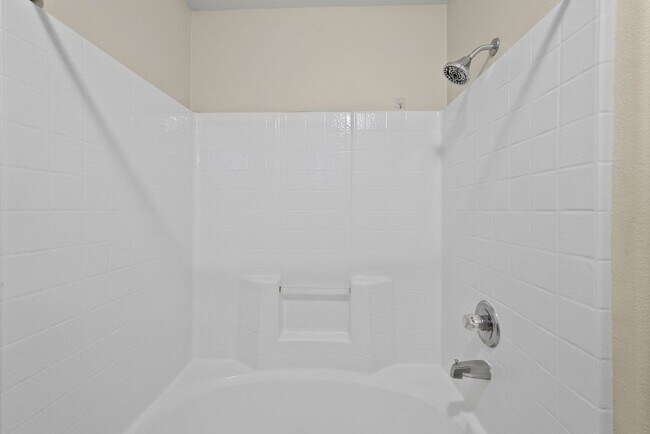 Building Photo - 39908 Millbrook Way