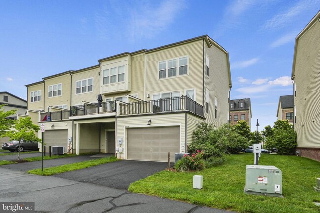 Building Photo - Welcome to Codman Drive!