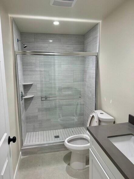 Building Photo - 9636 S Harvard Blvd