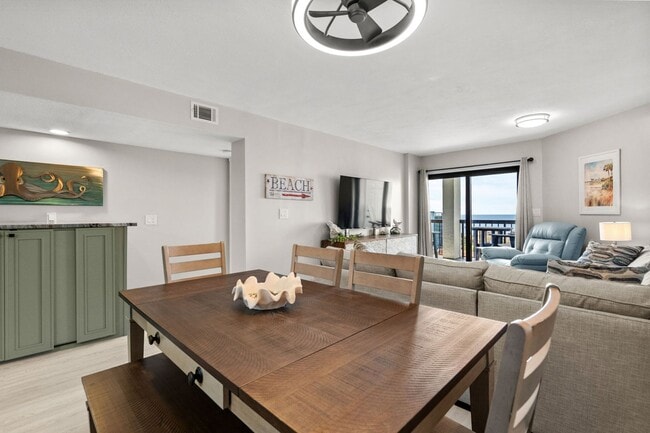 Building Photo - Sea Mark Tower – 3BR Ocean-View Condo