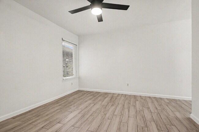Building Photo - "Charming 3-Bedroom Retreat- Creek Crossing Estate, Mesquite TX"Section 8 Welcomed