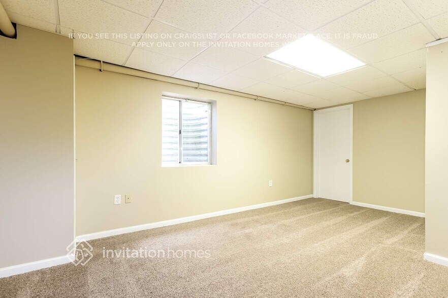 Building Photo - 1751 Hickory Park Ln