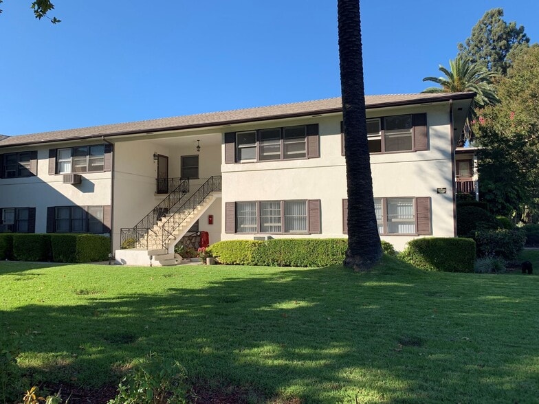 Building Photo - 322 Pasadena Ave