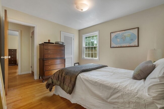 Building Photo - 1716 S Meridian St