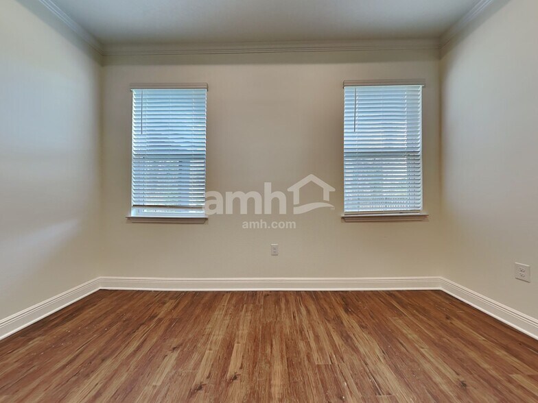 Building Photo - 6391 Emerald Hls Wy