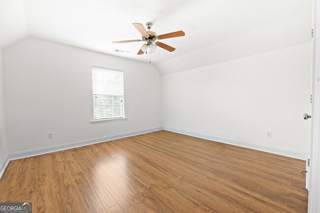 Building Photo - 125 Highgrove Pl