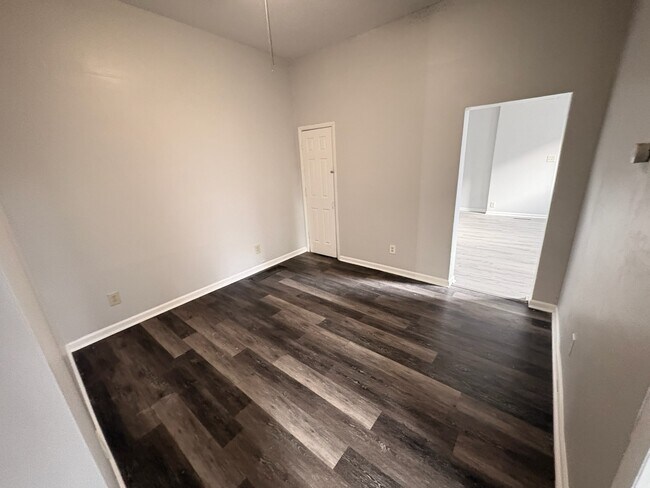 Building Photo - 3726 Illinois Ave