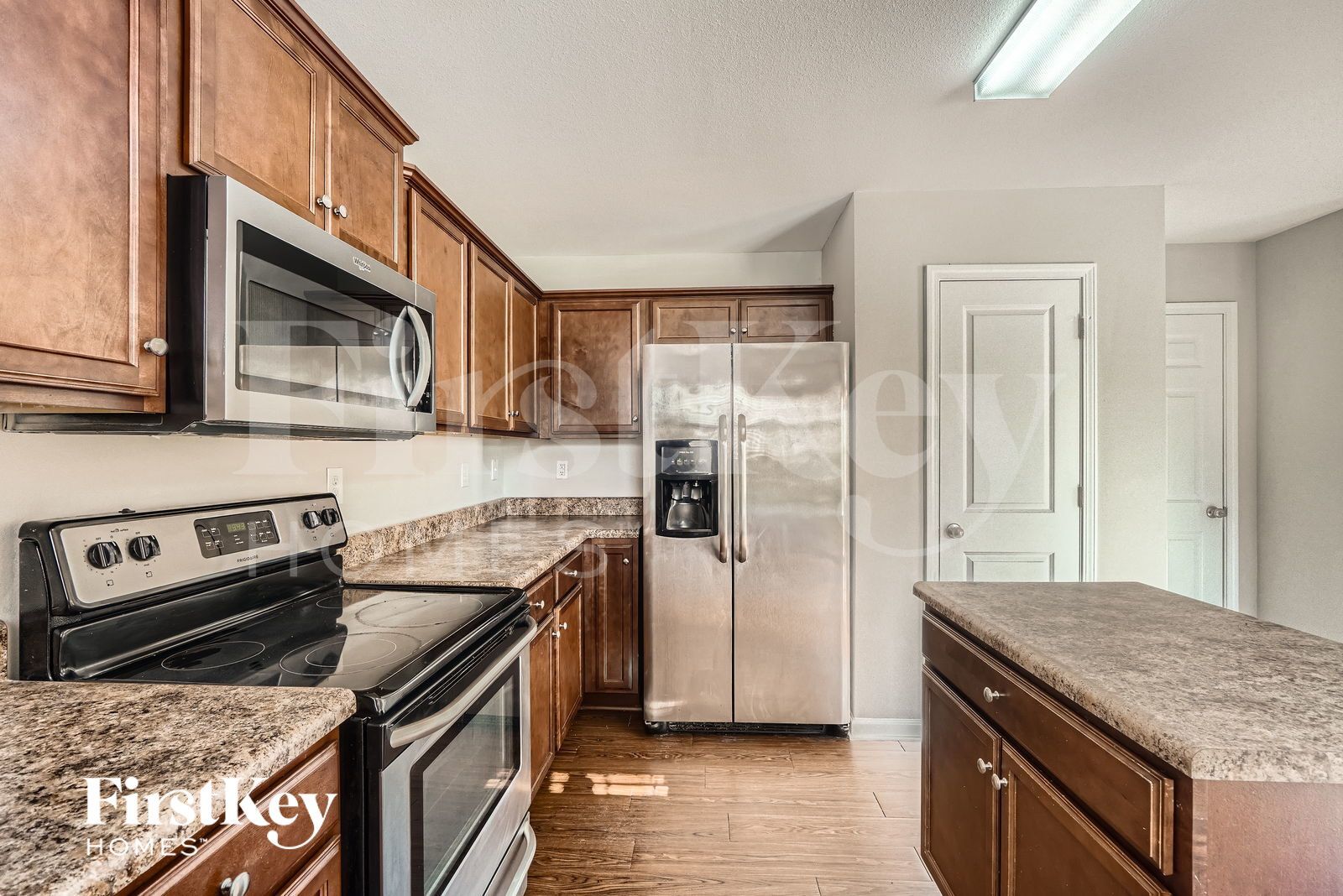 Building Photo - 2508 Walnut Forest Dr