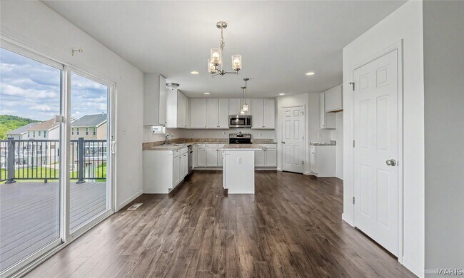Building Photo - 351 Timber Valley Trail
