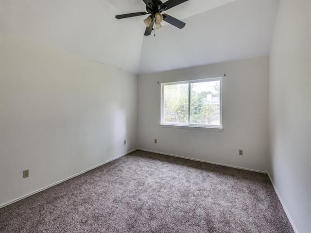 Building Photo - 224 Iberis Dr