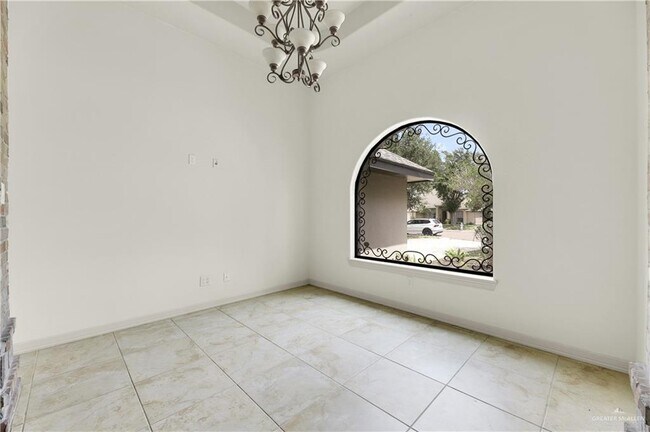 Building Photo - 20 N 42nd St