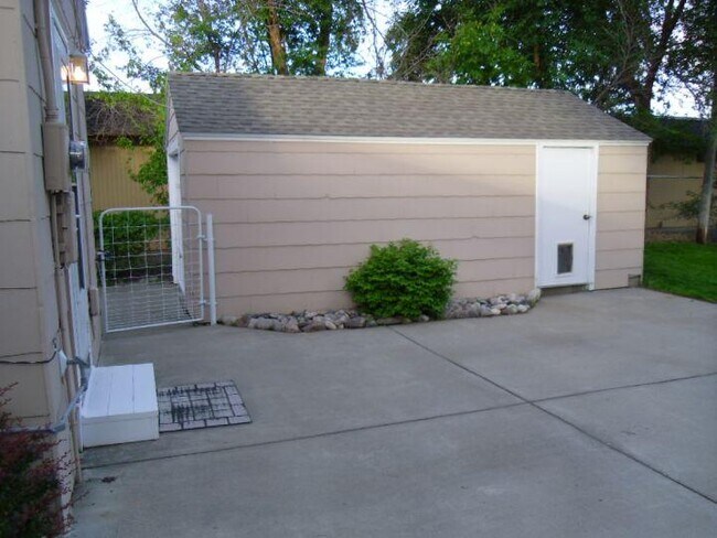 Building Photo - 2 bedroom in Billings MT 59102