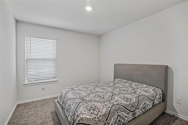 Building Photo - 3000 Buttonbush Dr