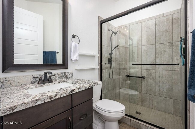 Building Photo - 1221 E Paseo Way