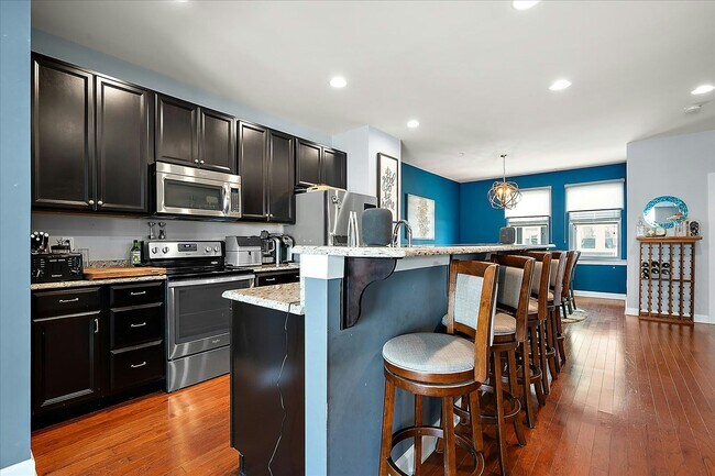 Building Photo - 114 69th St