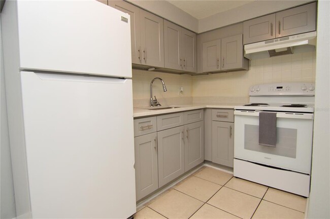 Building Photo - 11734 N 14th St