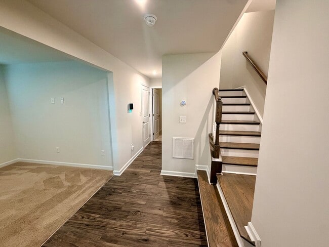 Building Photo - 1214 Ashbury St