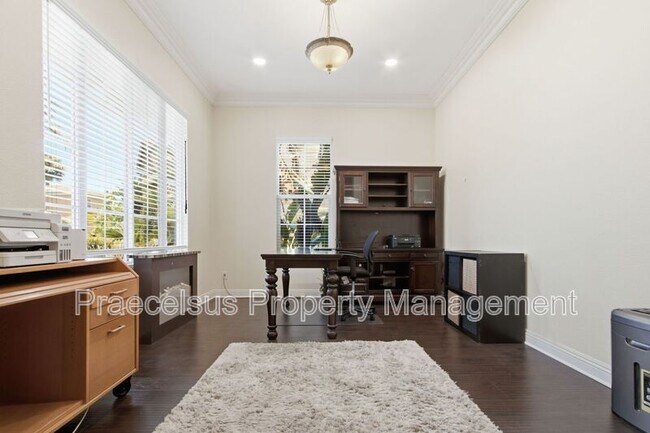 Building Photo - 2792 Camphor Ct