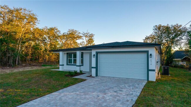 Building Photo - 10034 N Darwin Way