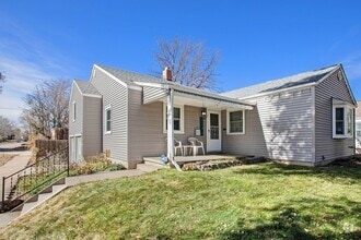 Building Photo - 4Bed/2Bath home with newly renovated basem...