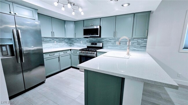 Building Photo - 7163 Mission Hills Dr
