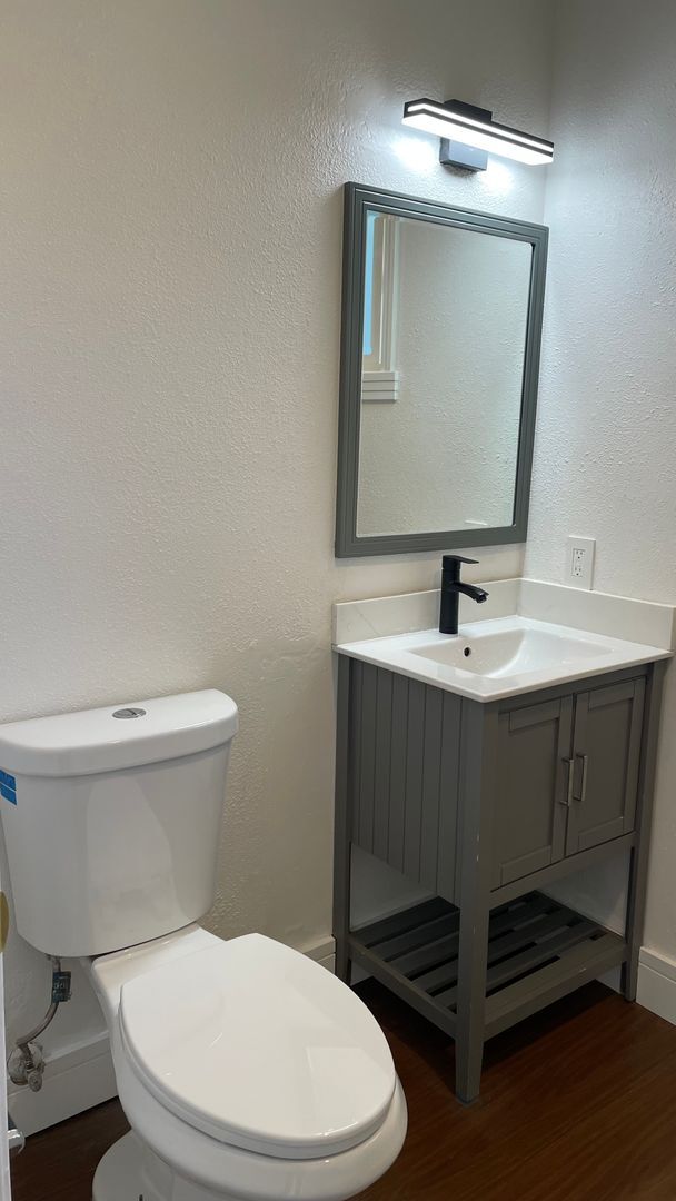 Building Photo - 3 bed 2 Bath Home Recently renovated single-family home in Fairfield,