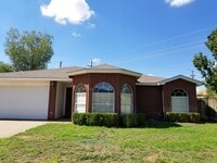 Building Photo - Pre-Leasing Self Showing - 4 bed 2 bath Mo...
