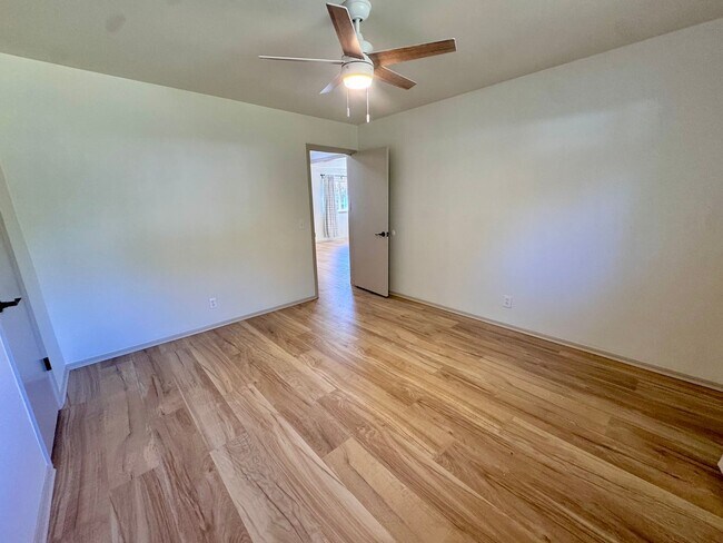 Building Photo - 9235 E 32nd St