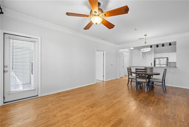 Building Photo - 1850 Cotillion Dr
