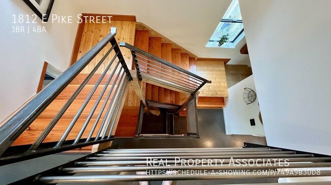 Building Photo - Luxury Modern Capitol Hill Home