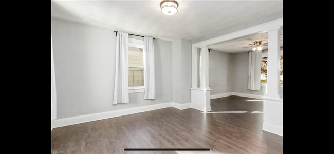 Dining room room - 3436 Chesapeake Blvd