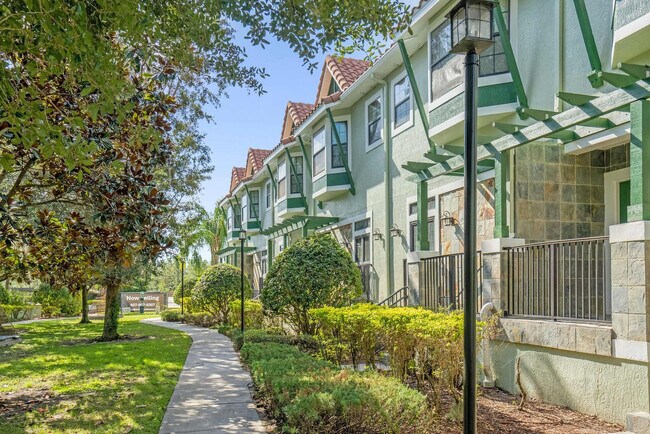 Building Photo - 14525 Damai Ln