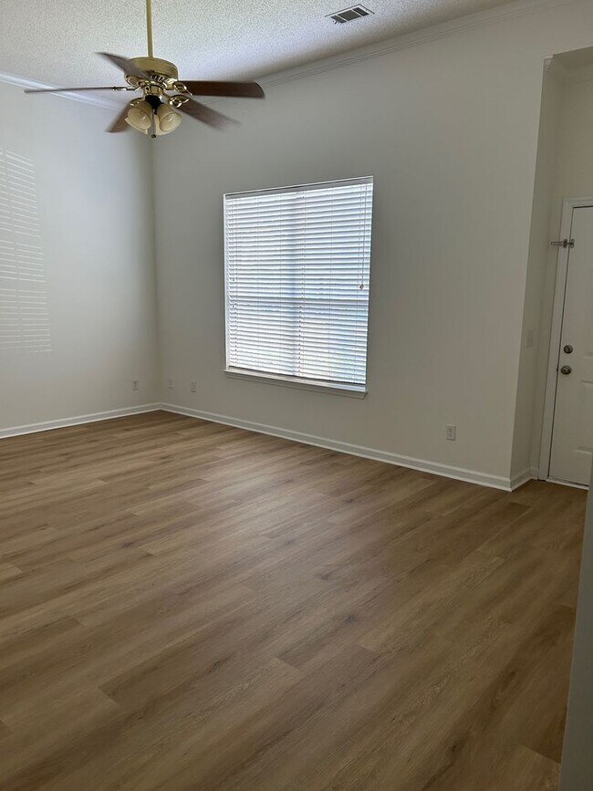 Building Photo - Mohawk Trail Townhomes-Southside Savannah