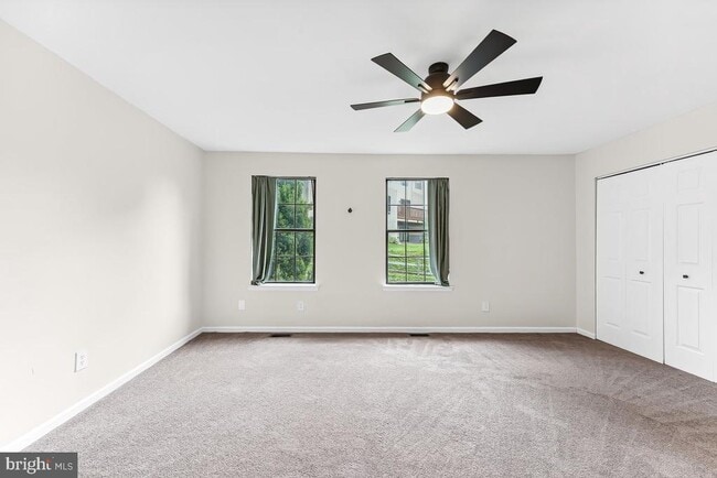 Building Photo - 3204 Stoneham Dr
