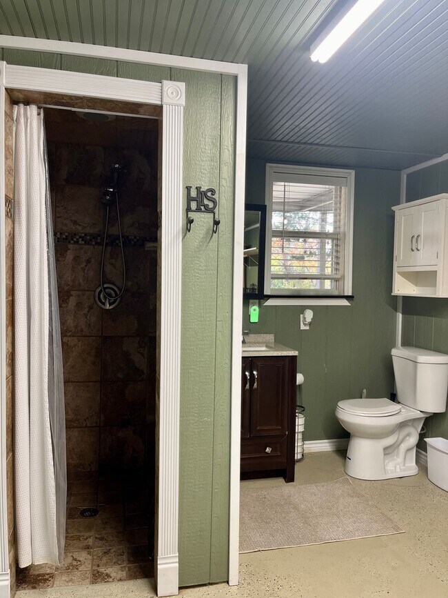 Building Photo - ALL BILLS INCLUDED!!! Studio Apartment - Country Living at its Best - FURNISHED